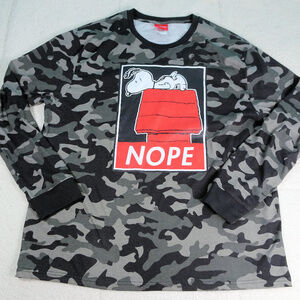 Peanuts Snoopy Camo "Nope" Shirt X-Large